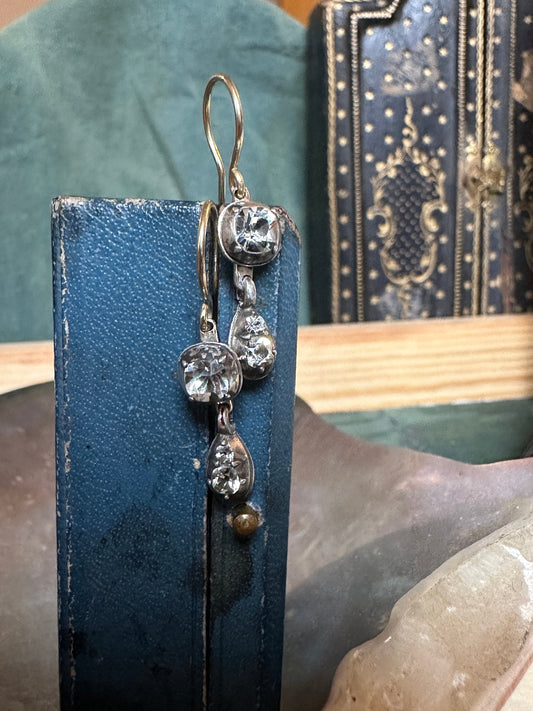 Georgian Rock Crystal earrings foiled black dot silver 18k gold french wires suite parure cut-down setting Girandole Antique sur clinquant