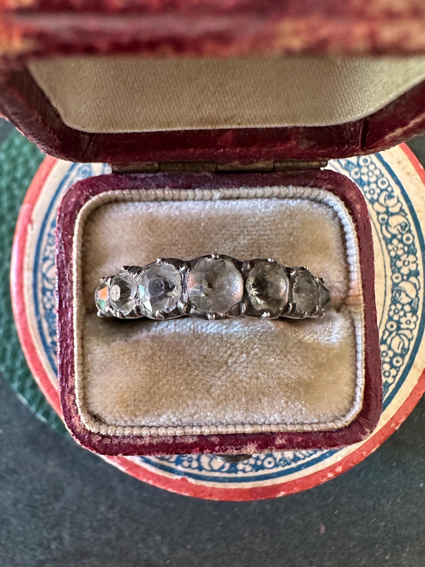Rare Half Eternity Jarretière Georgian paste ring black dot foiled-back 18k rosy gold band French Diamond pastes size US 8.5 UK Q FR 57/58