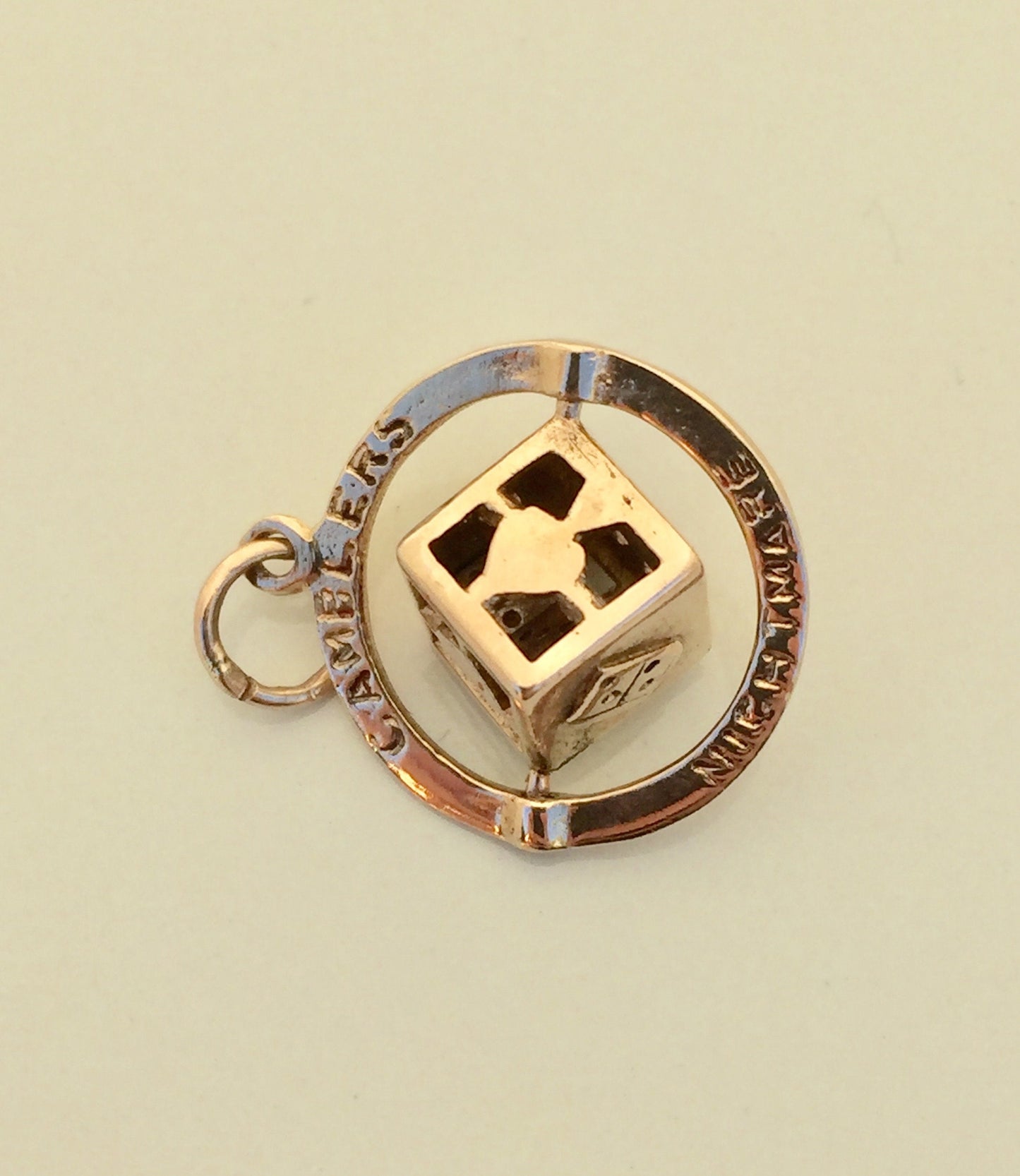 Vintage Gambler’s Nightmare 9ct spinning dice charm