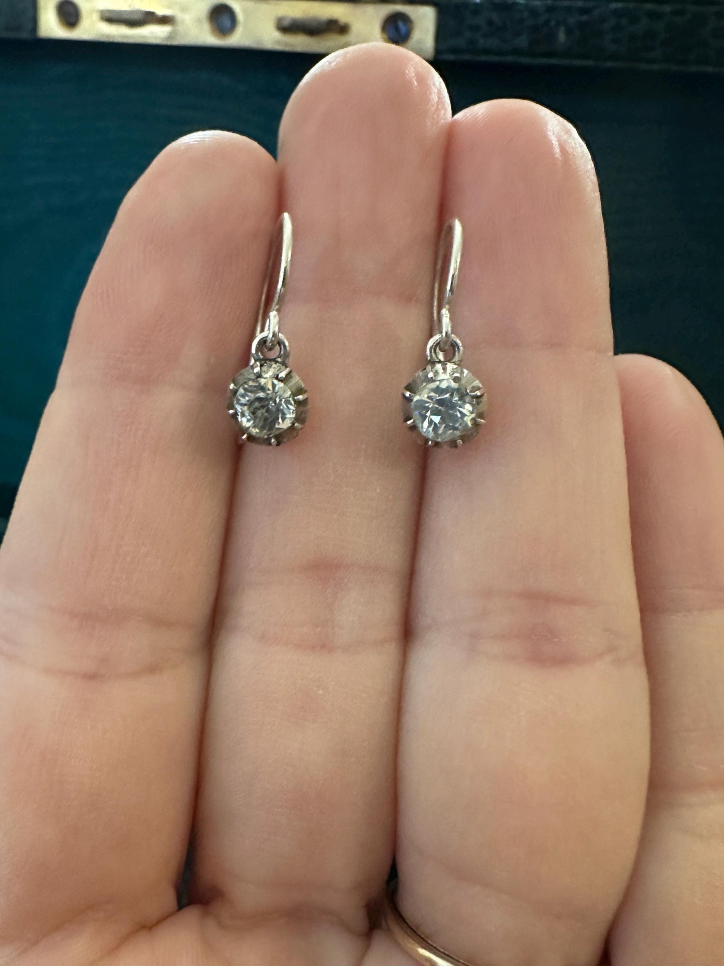Georgian Paste Dangle Earrings: Antique Sterling Silver Rivière Boucles d'Oreilles