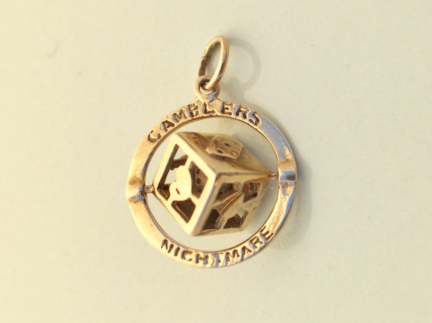 Vintage Gambler’s Nightmare 9ct spinning dice charm
