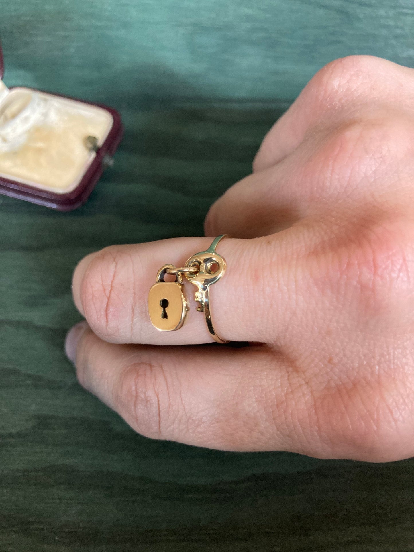 Lock & key sentimental ring 18k handmade