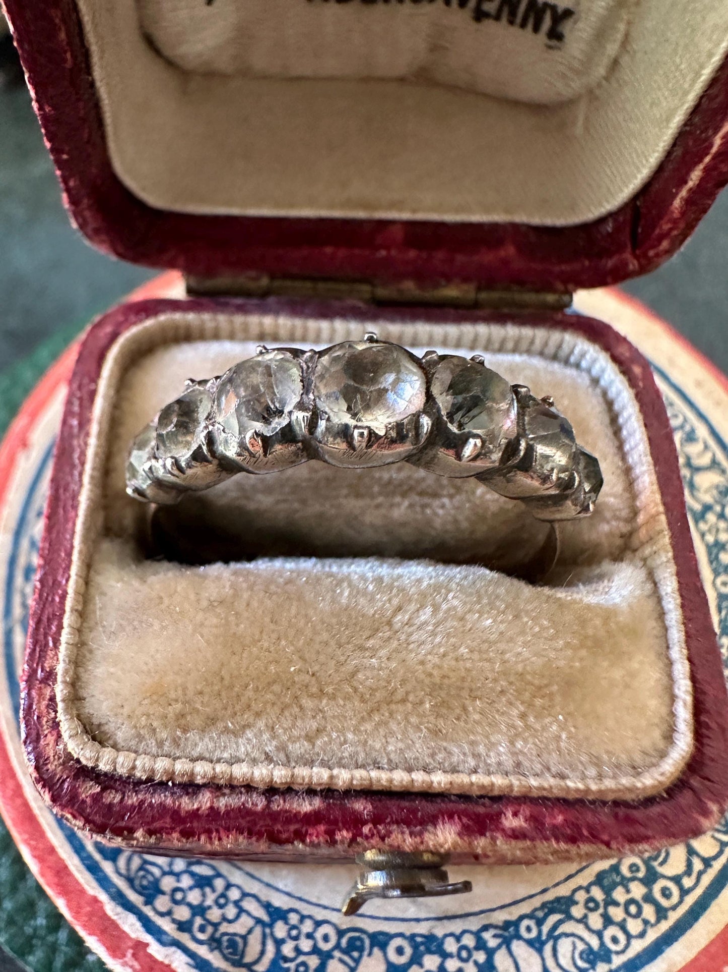 Rare Half Eternity Jarretière Georgian paste ring black dot foiled-back 18k rosy gold band French Diamond pastes size US 8.5 UK Q FR 57/58