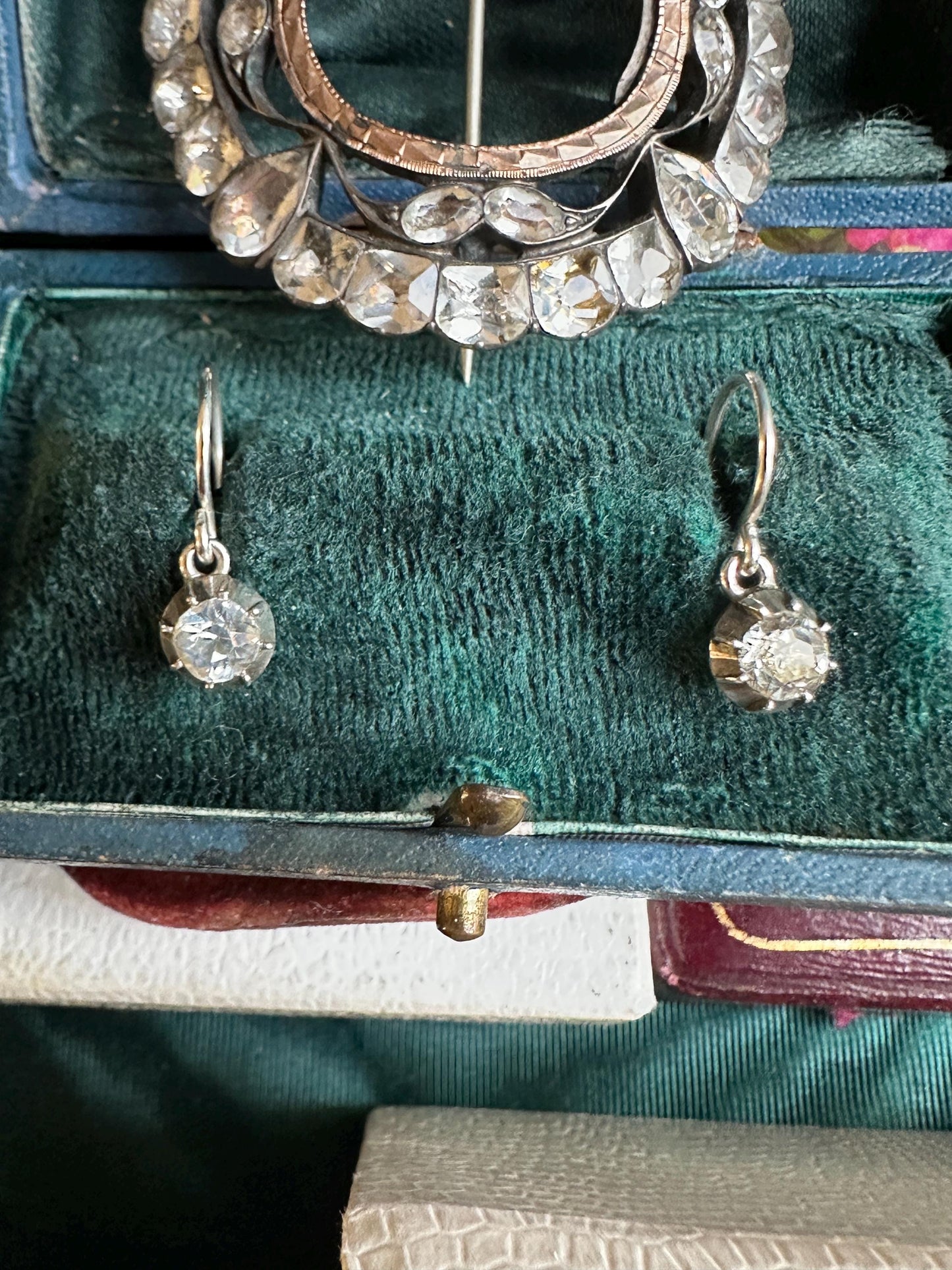 Georgian Paste Dangle Earrings: Antique Sterling Silver Rivière Boucles d'Oreilles
