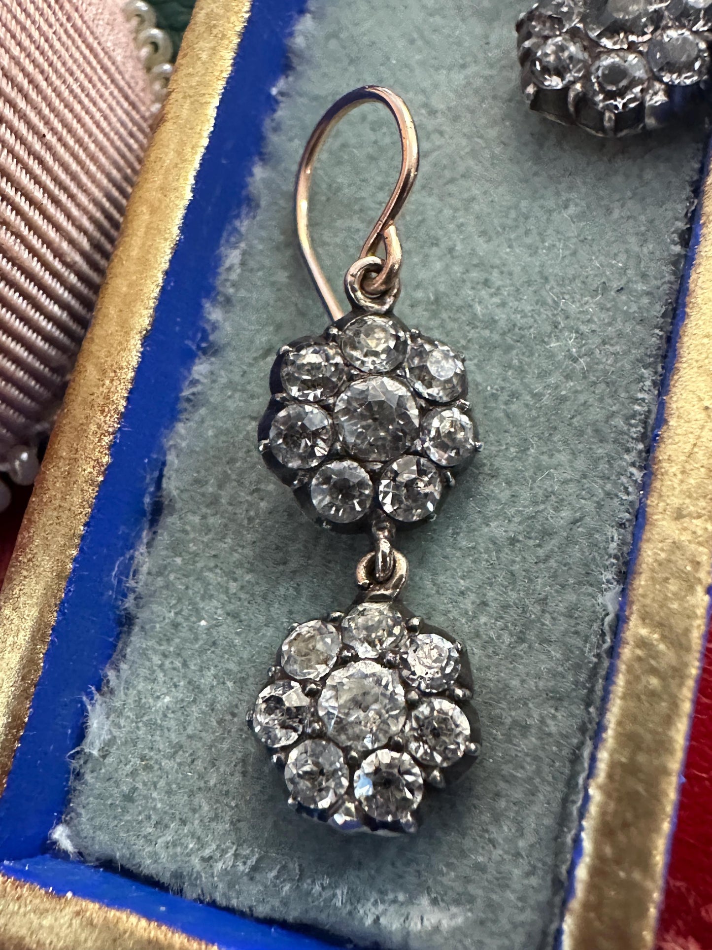 Double Daisies Antique Georgian paste earrings foiled closed back black dot 9k gold silver 14k French wire dangle silver boucle d'oreille
